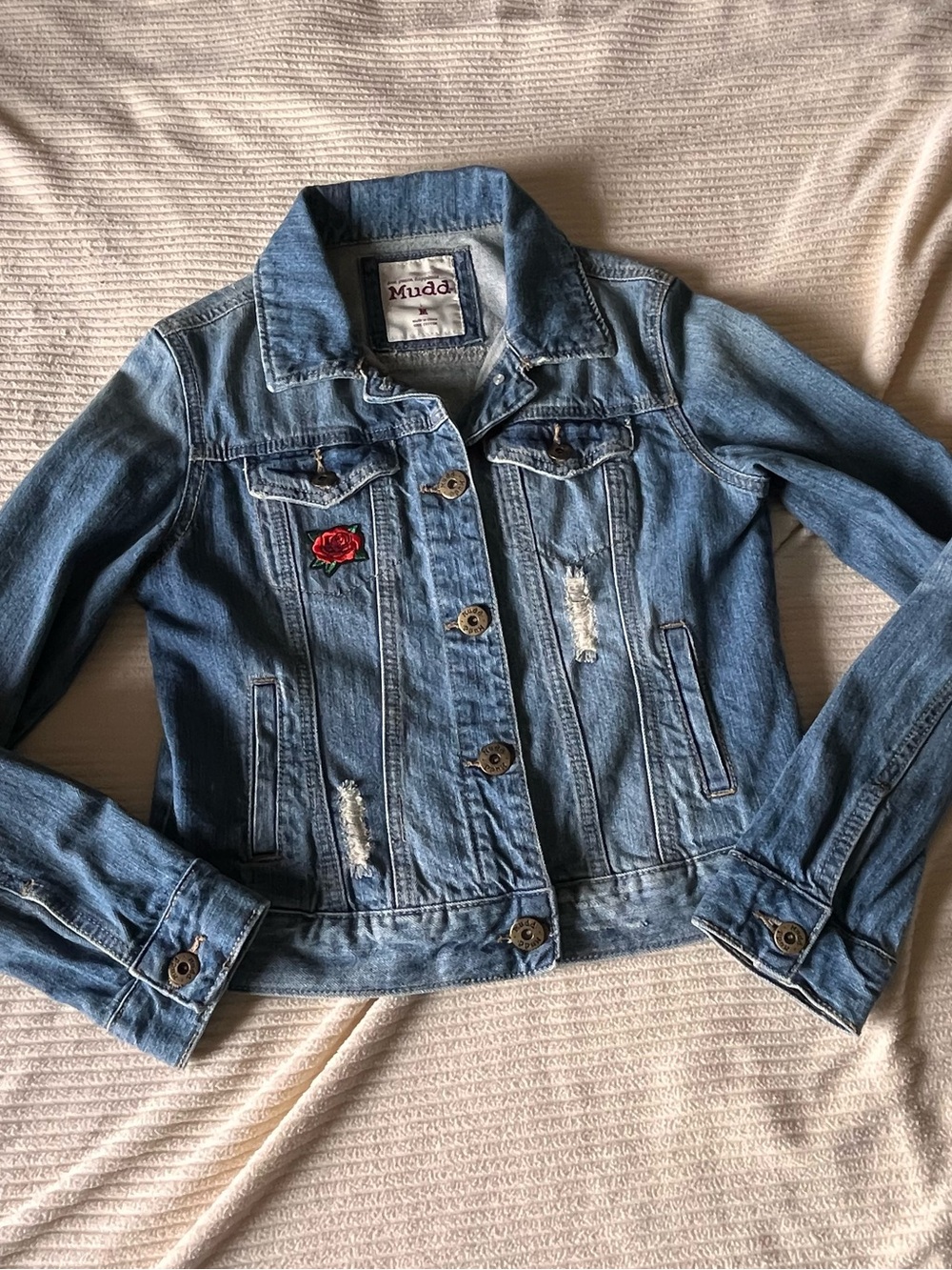 Women Youth Mudd Y2K Denim Jacket Distressed Look Rose Skull Patch Medium 1176